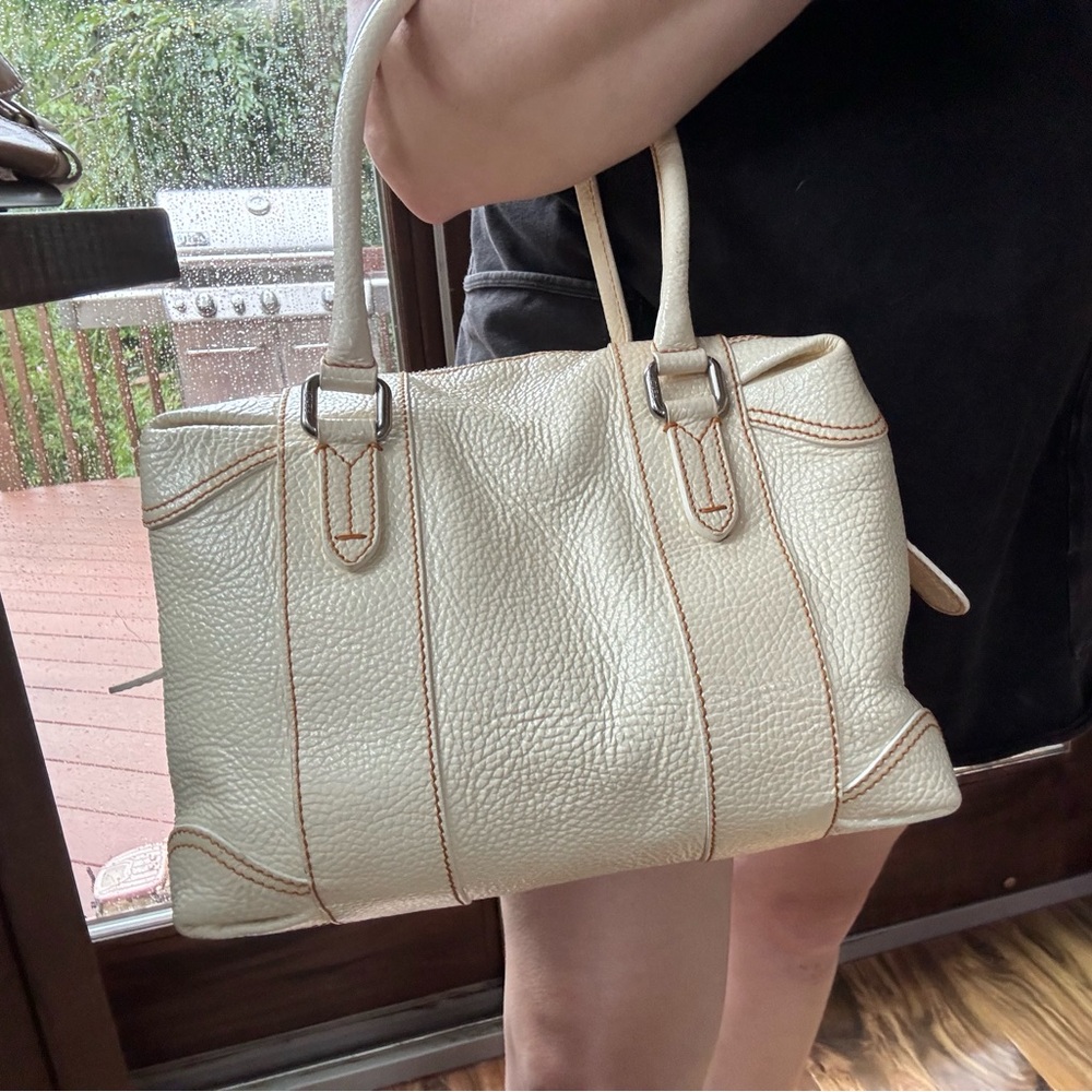 Fendi leather handbag in cream
